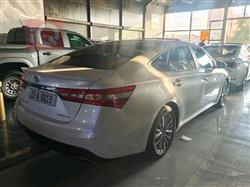 تويوتا أفالون